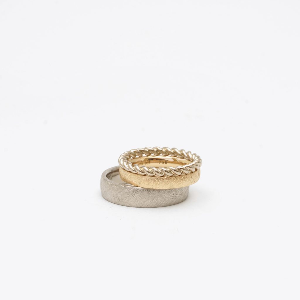 Trauringe mit Charakter - entdecke besondere Eheringe in Gold, Rose, Weißgold und Silber